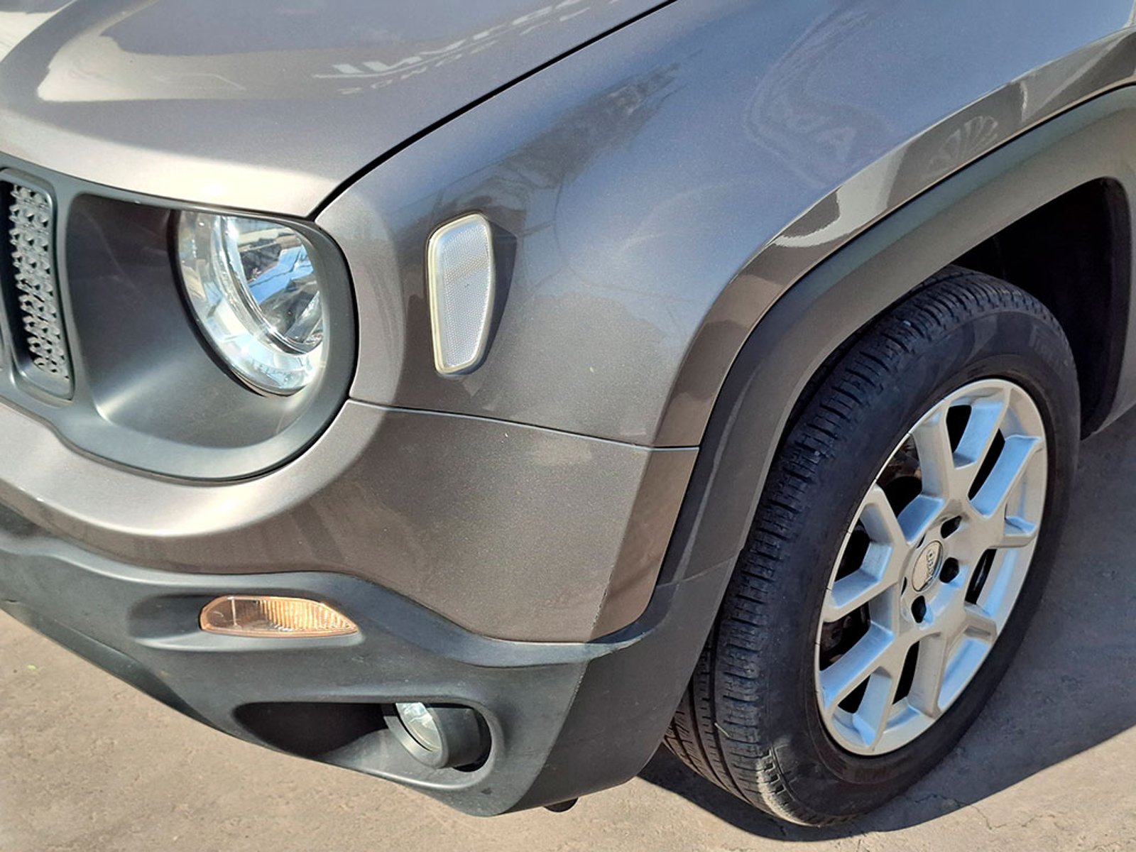 JEEP RENEGADE 1.8 SPORT LX 2023 - Imagen 6 de 20