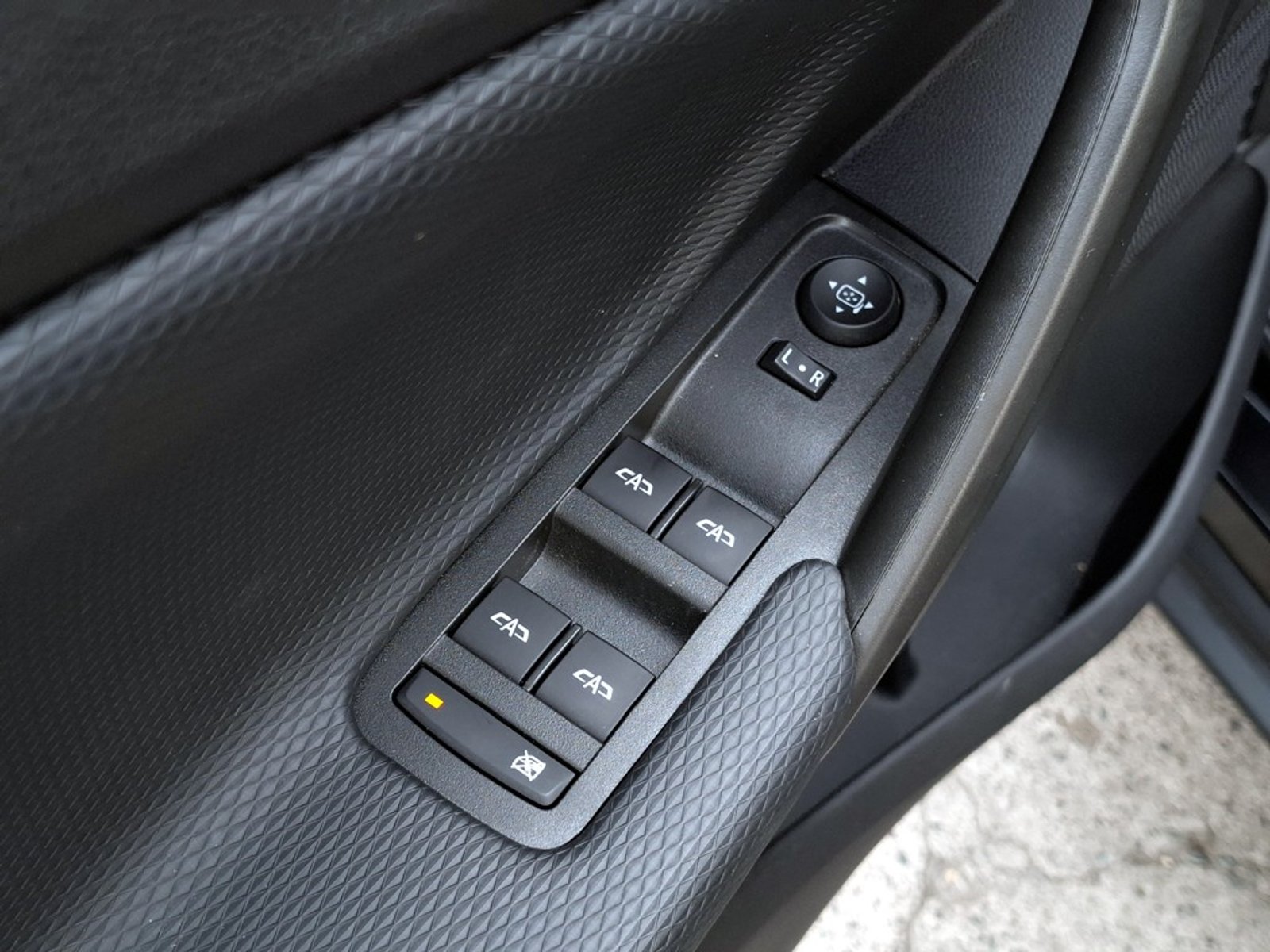 CHEVROLET TRACKER 1.2T AUT 2025 - Imagen 11 de 20