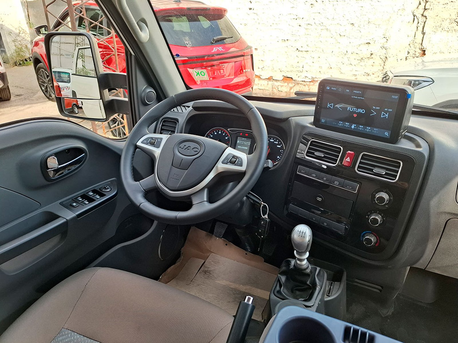 JAC X200 2.0 2026 - Imagen 11 de 20