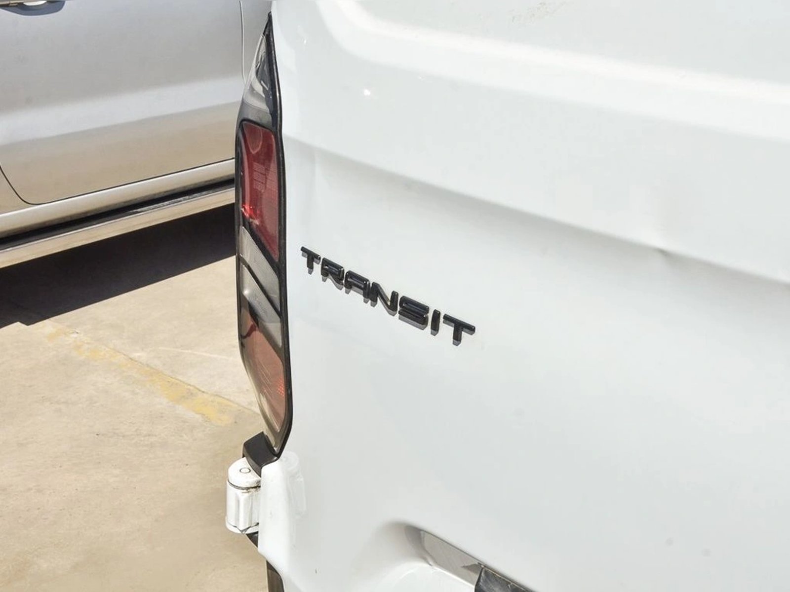 FORD TRANSIT 2.0 2025 - Imagen 8 de 19