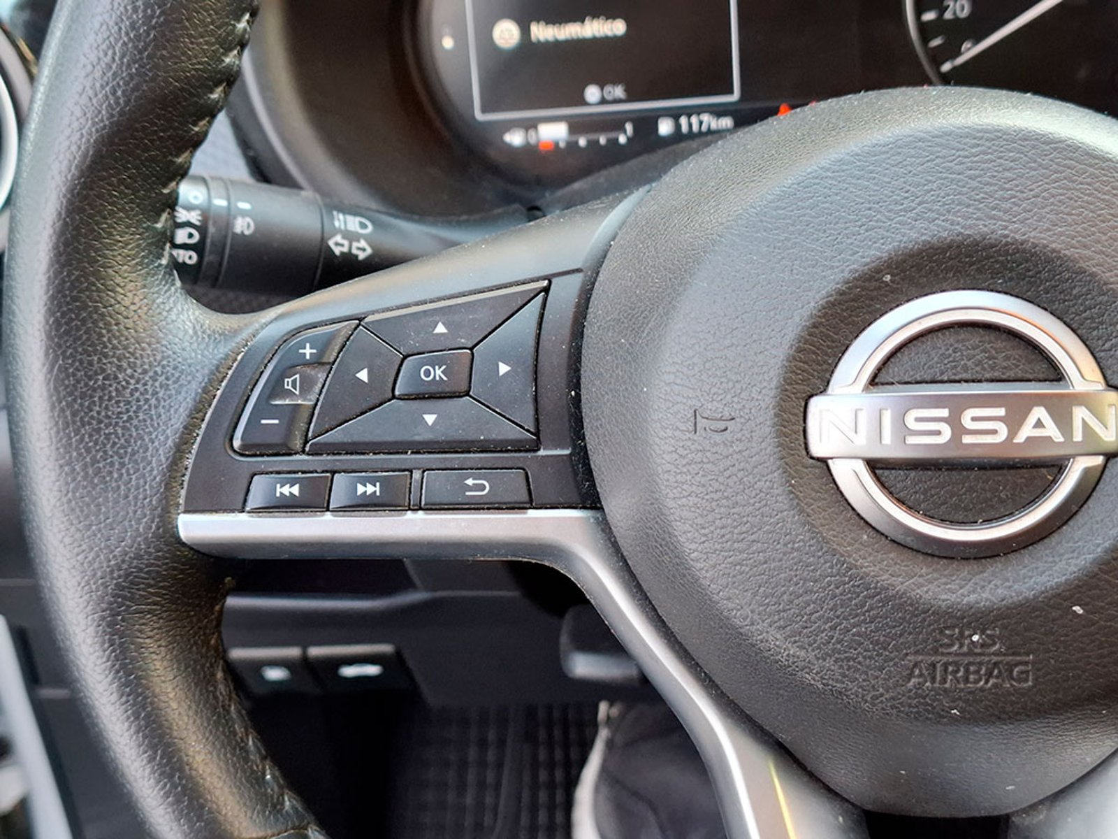 NISSAN KICKS 1.6 SENSE 2022 - Imagen 14 de 20
