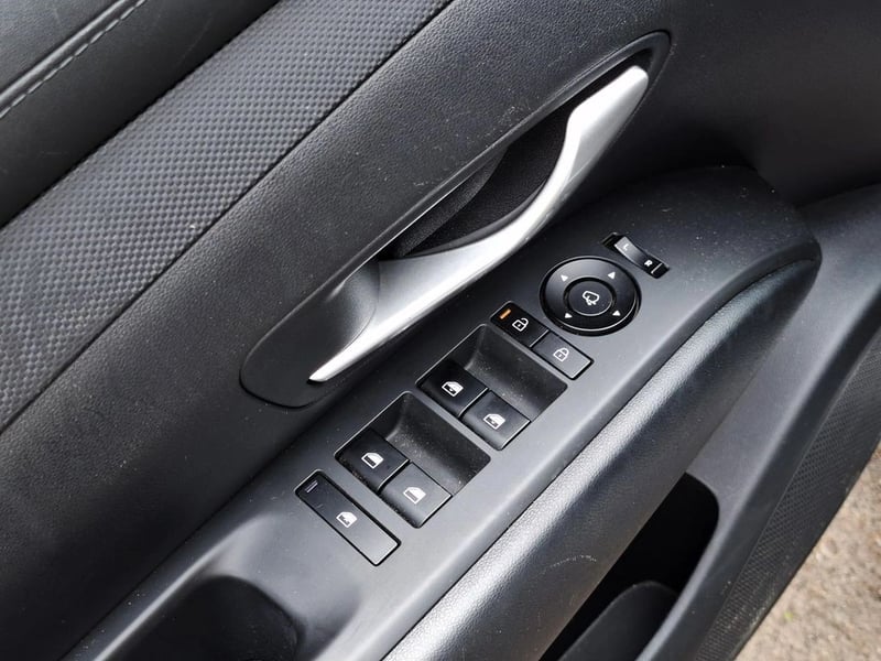 Hyundai TUCSON 2.0 2025 - Imagen 12 de 20