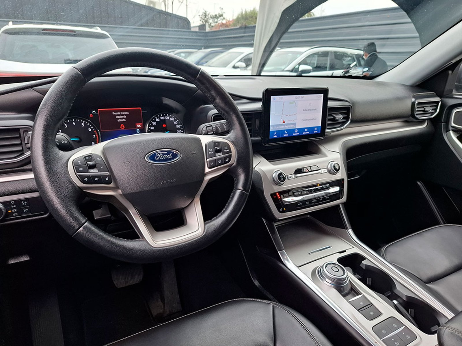 FORD EXPLORER XLT 2.3 AUT 2023 - Imagen 12 de 20