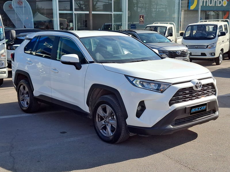 Toyota RAV4 2.0 LE 2024 - Imagen 3 de 20
