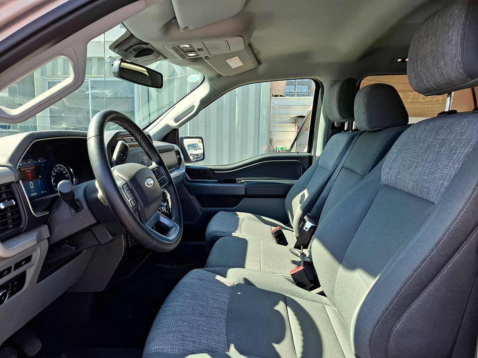 FORD F-150 5.0 XLT 2024 - Imagen 11 de 20