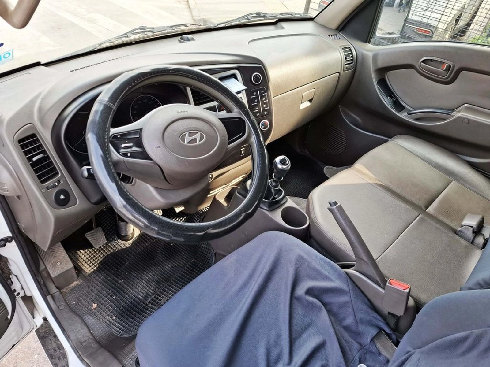 Hyundai PORTER HR CRDI 4X2 2.5 2025 - Imagen 14 de 20