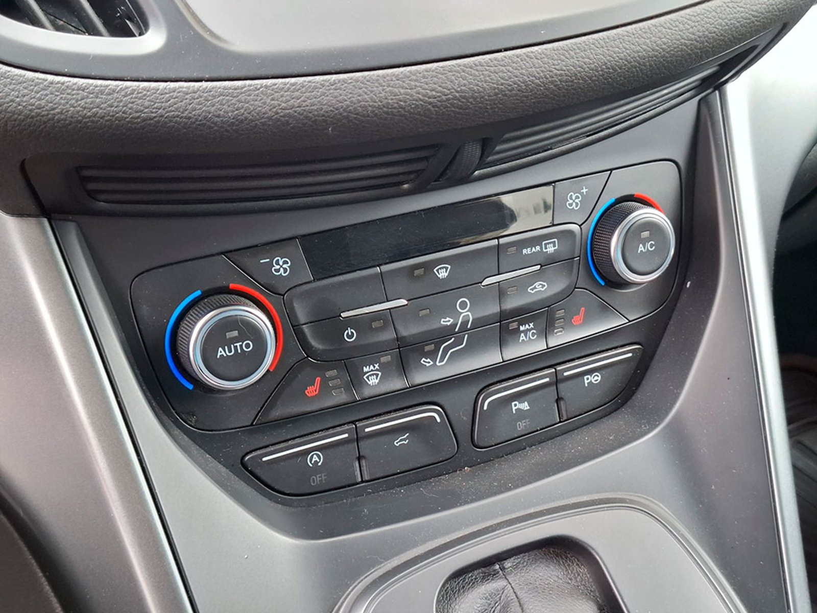 FORD ESCAPE 2.0 SE 2018 - Imagen 19 de 20