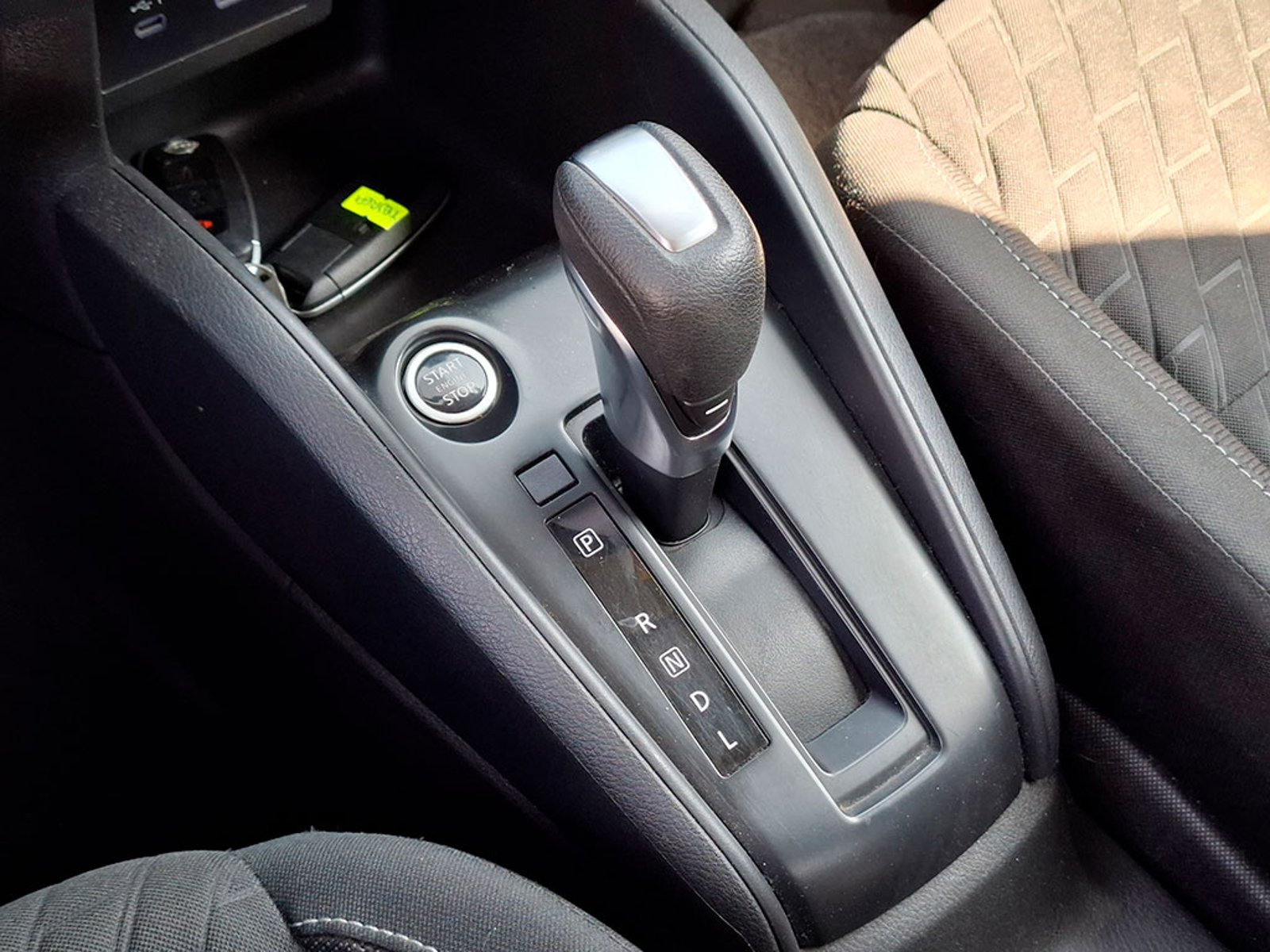 NISSAN KICKS 1.6 ADVANCE 2024 - Imagen 20 de 20