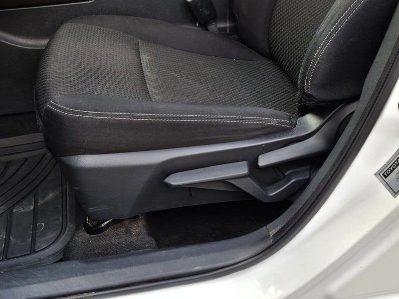 Toyota YARIS 1.5 2024 - Imagen 15 de 20
