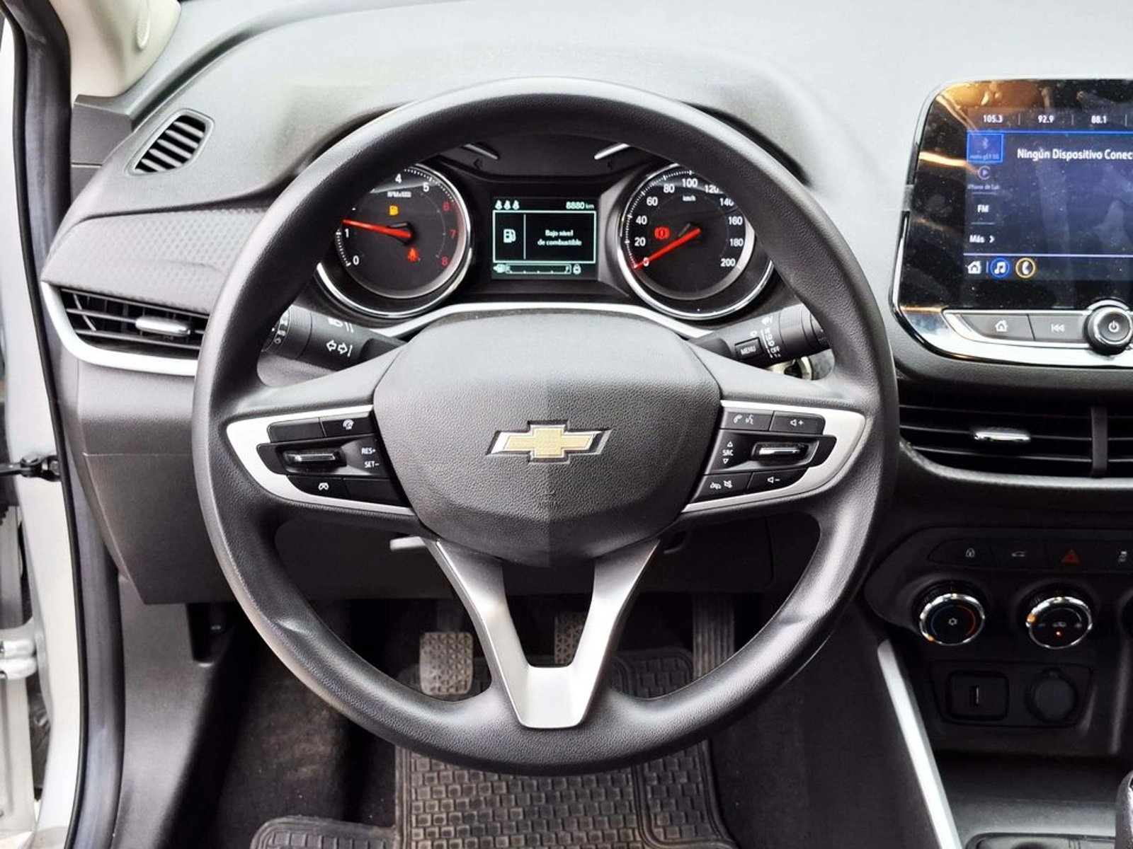 Chevrolet ONIX NB LT 1.0T 2022 - Imagen 16 de 20