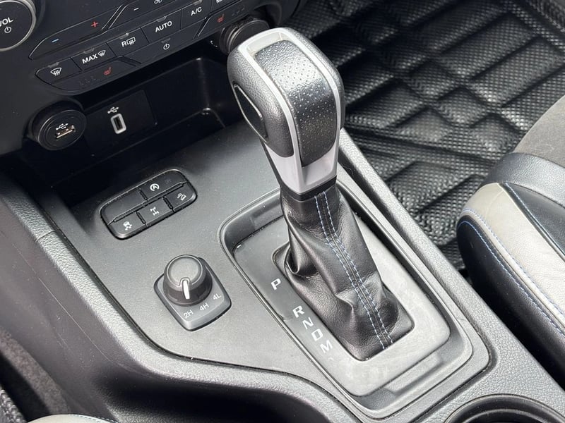 Ford RANGER RAPTOR 2.0 RAPTOR AT 4X4 DIESEL 2022 - Imagen 17 de 20