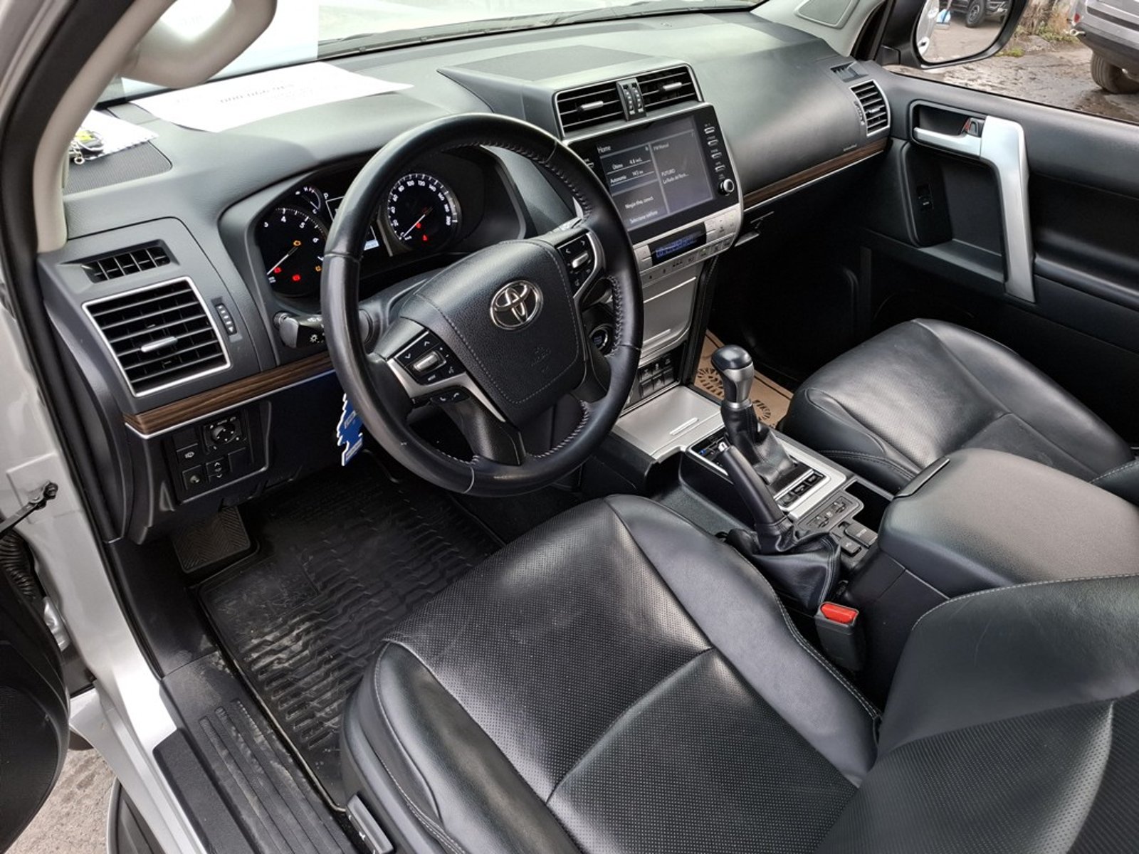 TOYOTA LAND CRUISER PRADO 4X4 4.0 AT 2023 - Imagen 15 de 20