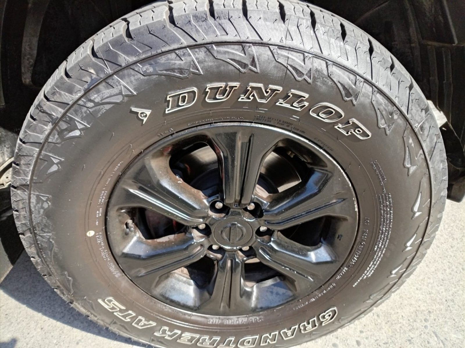 Nissan NP300 XE DCAB 2.3 4X2 DIESEL 2018 - Imagen 9 de 10