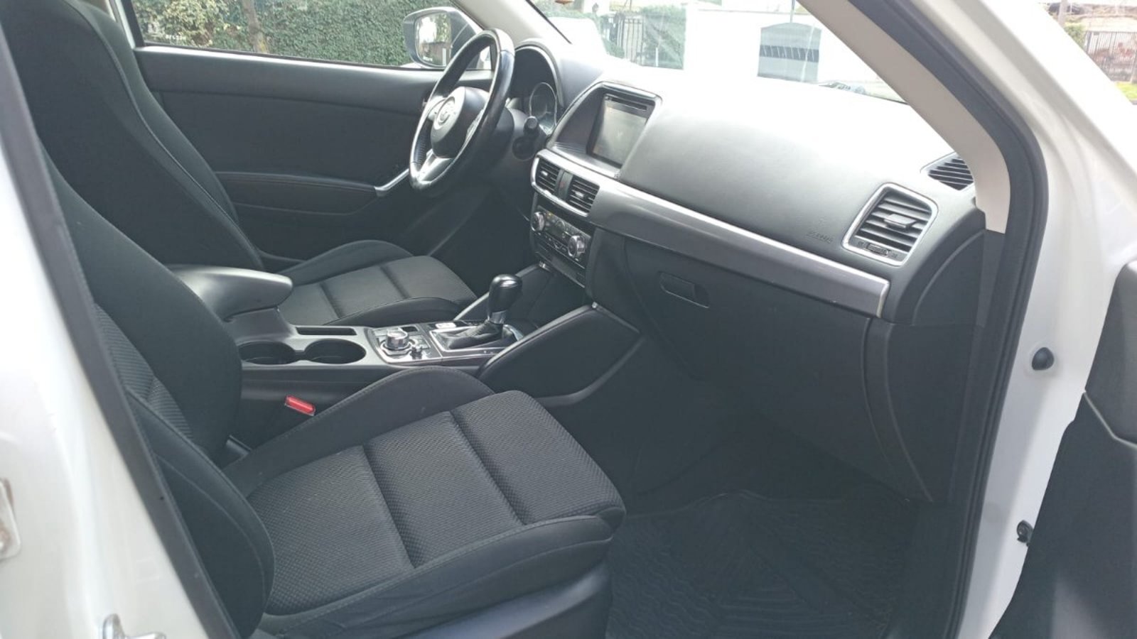 Mazda CX-5 R 2.0 AT 2015 - Imagen 6 de 10