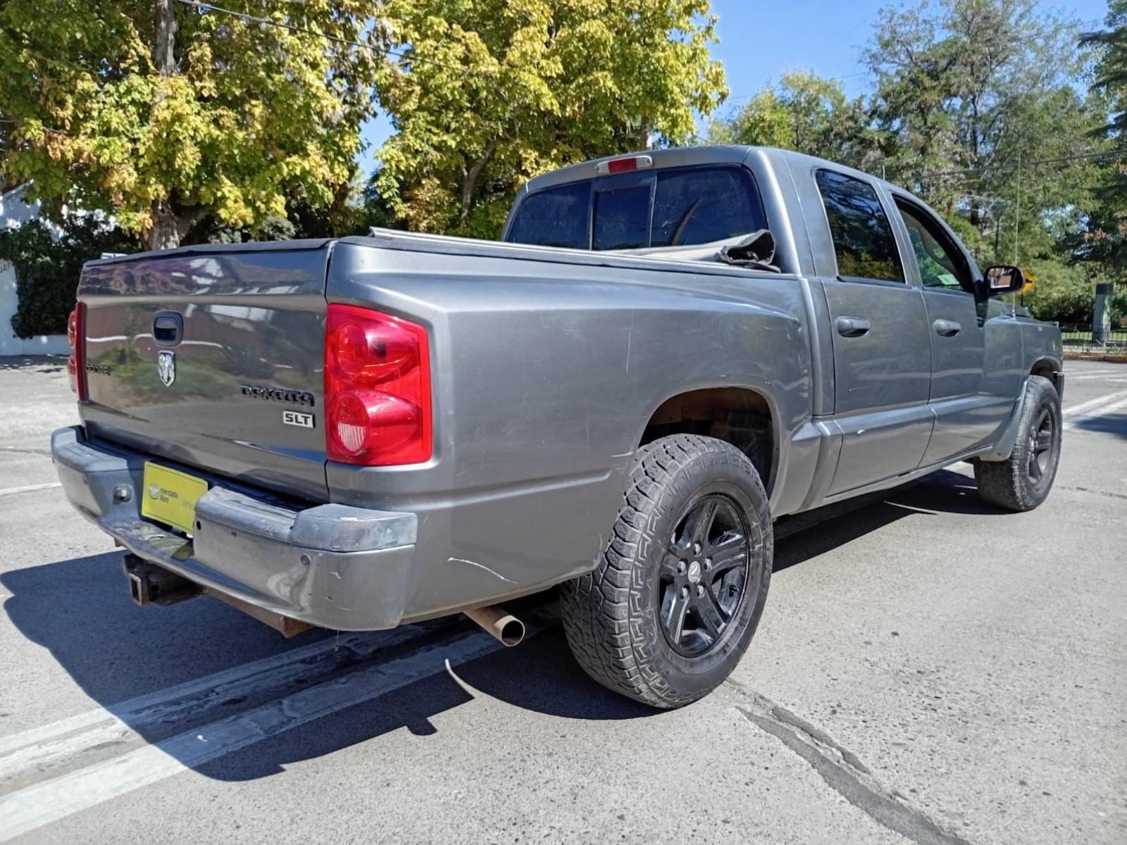 DODGE DAKOTA SXT QUAD CAB 3.7 AUT 2012 - Imagen 6 de 9