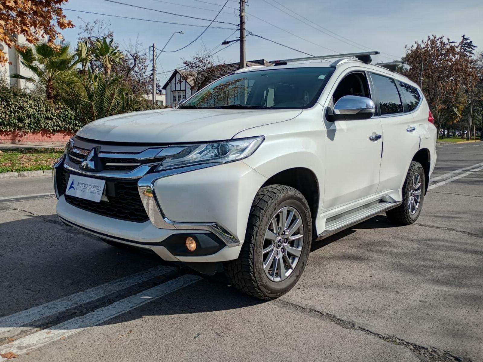 Mitsubishi MONTERO SPORT 4WD 2.4 AT 2020 - Foto 2 de 10