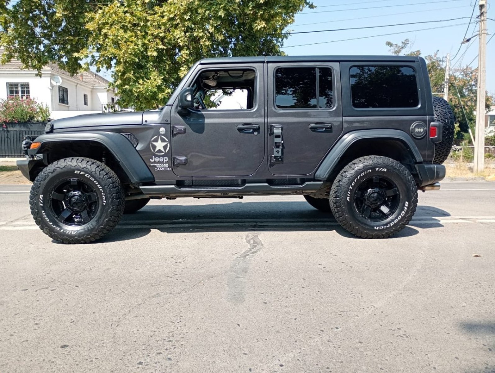 Jeep WRANGLER UNLIMITED SPORT 4X4 3.6 AUT 2019 - Imagen 8 de 10