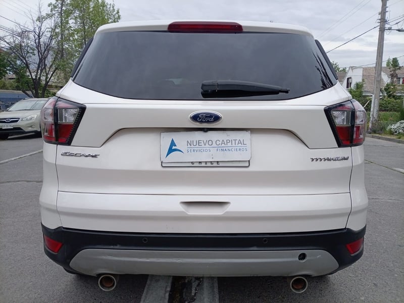 Ford ESCAPE 2.0 TITANIUM 4X4 DIESEL AT 5P. 2019 - Imagen 6 de 10