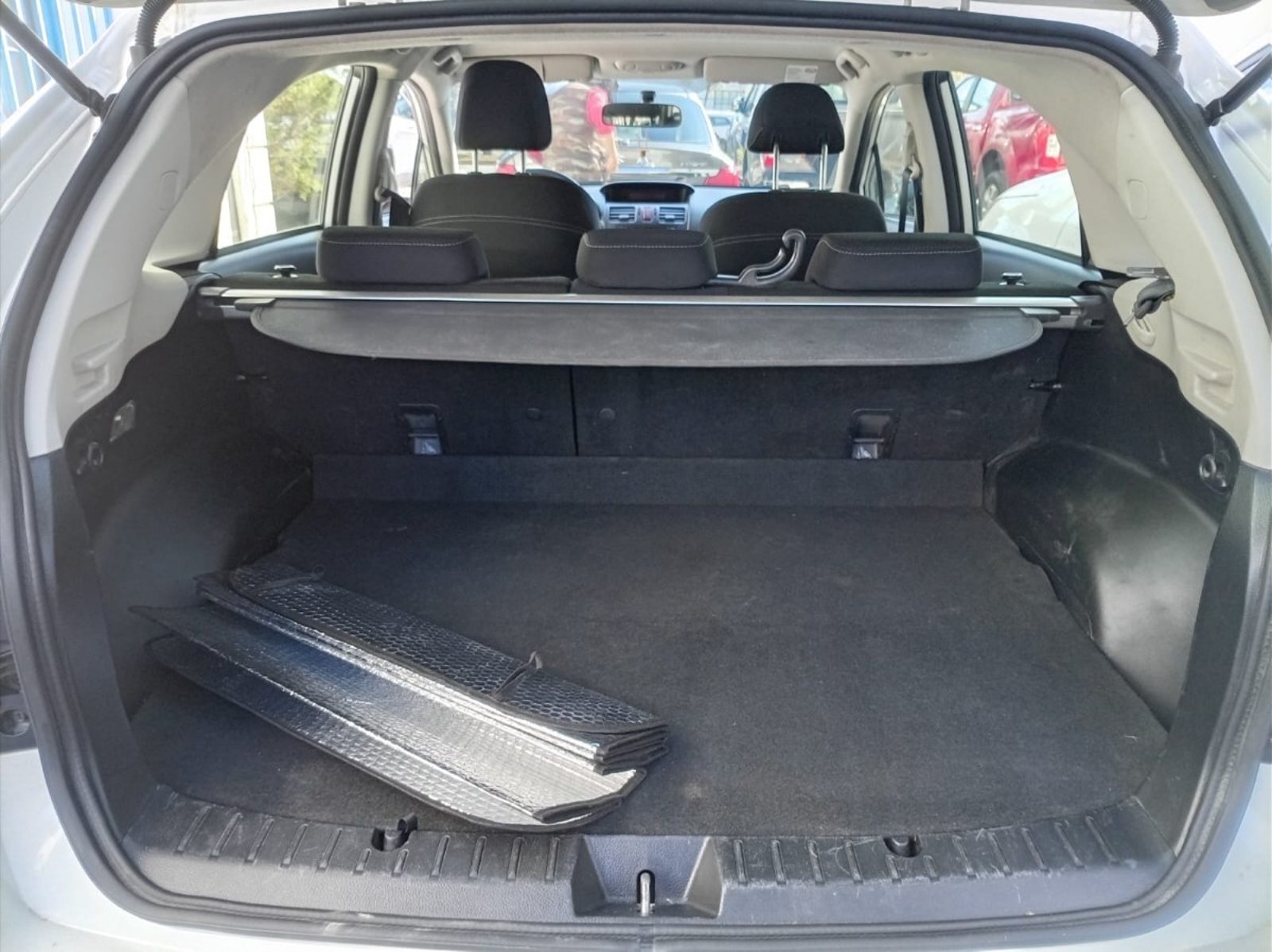 Subaru XV AWD CVT 2.OI 2014 - Imagen 9 de 10