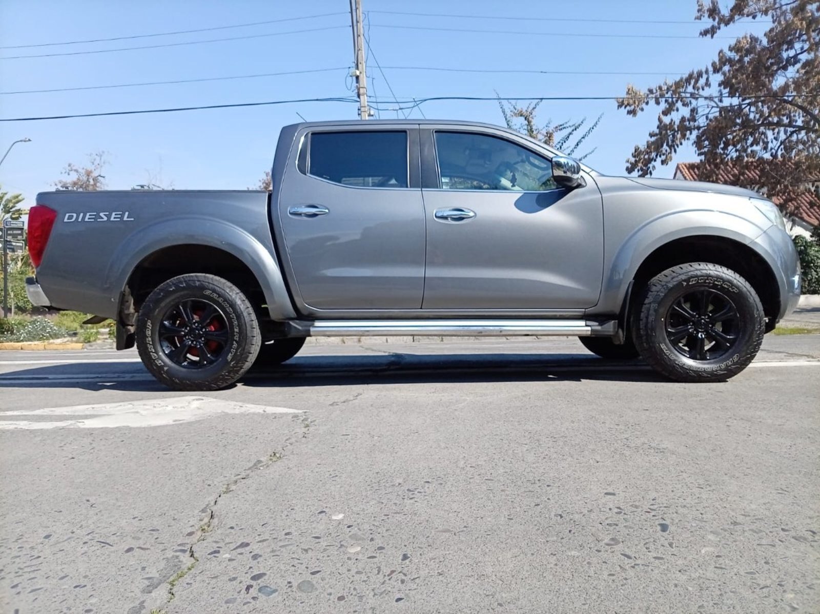 Nissan NP300 XE DCAB 2.3 4X2 DIESEL 2018 - Imagen 7 de 10