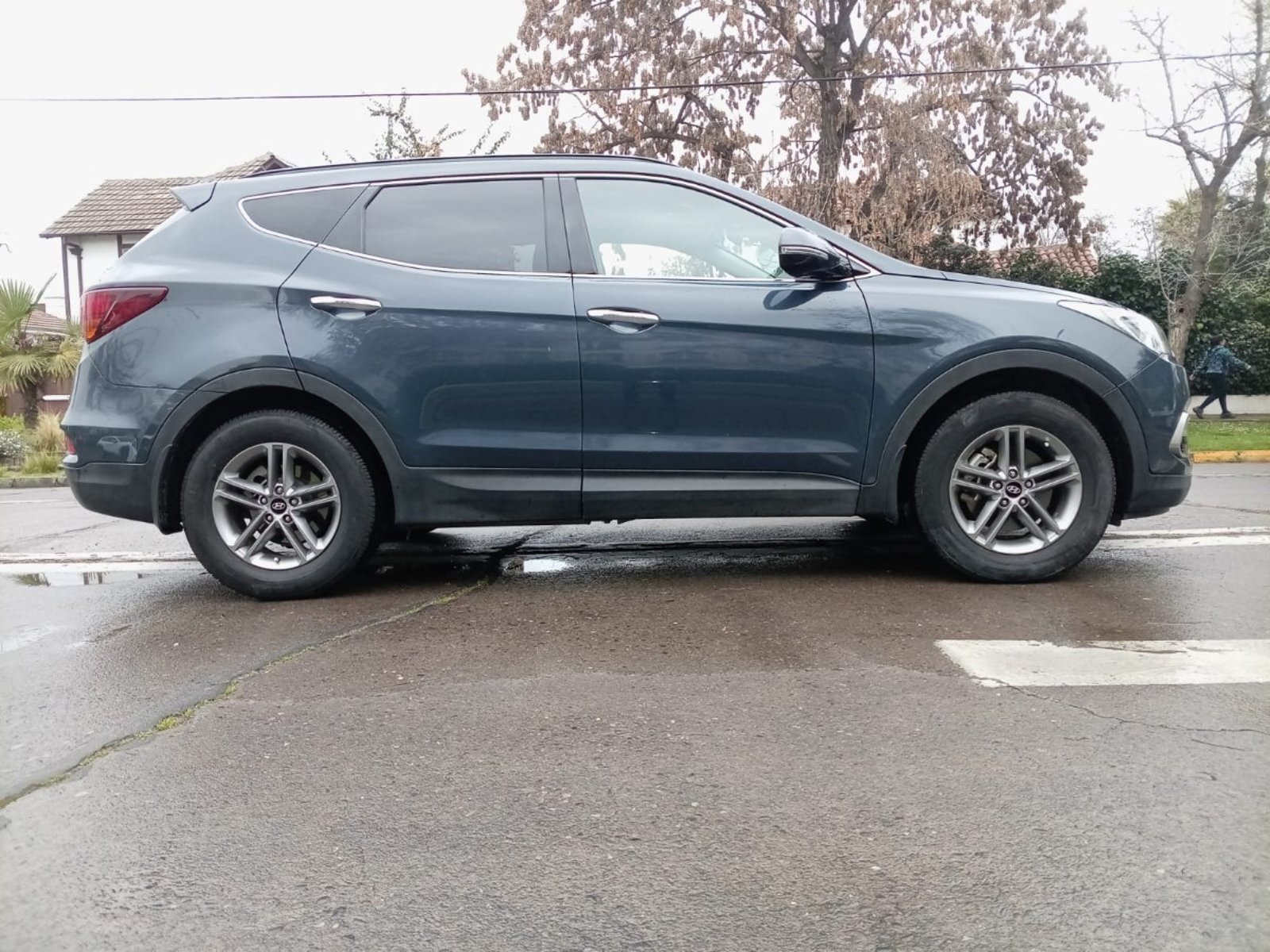 Hyundai SANTA FE 2.2 CRDI AUTO 2WD 2018 - Foto 5 de 10