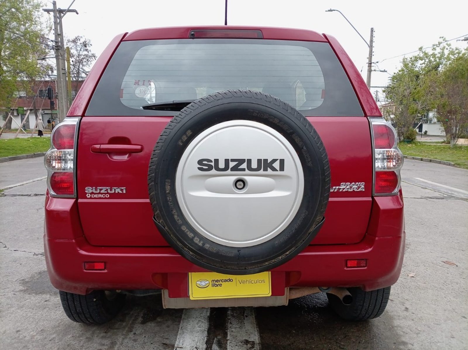 Suzuki GRAND VITARA 2.4 MT 4X4 2012 - Imagen 8 de 10
