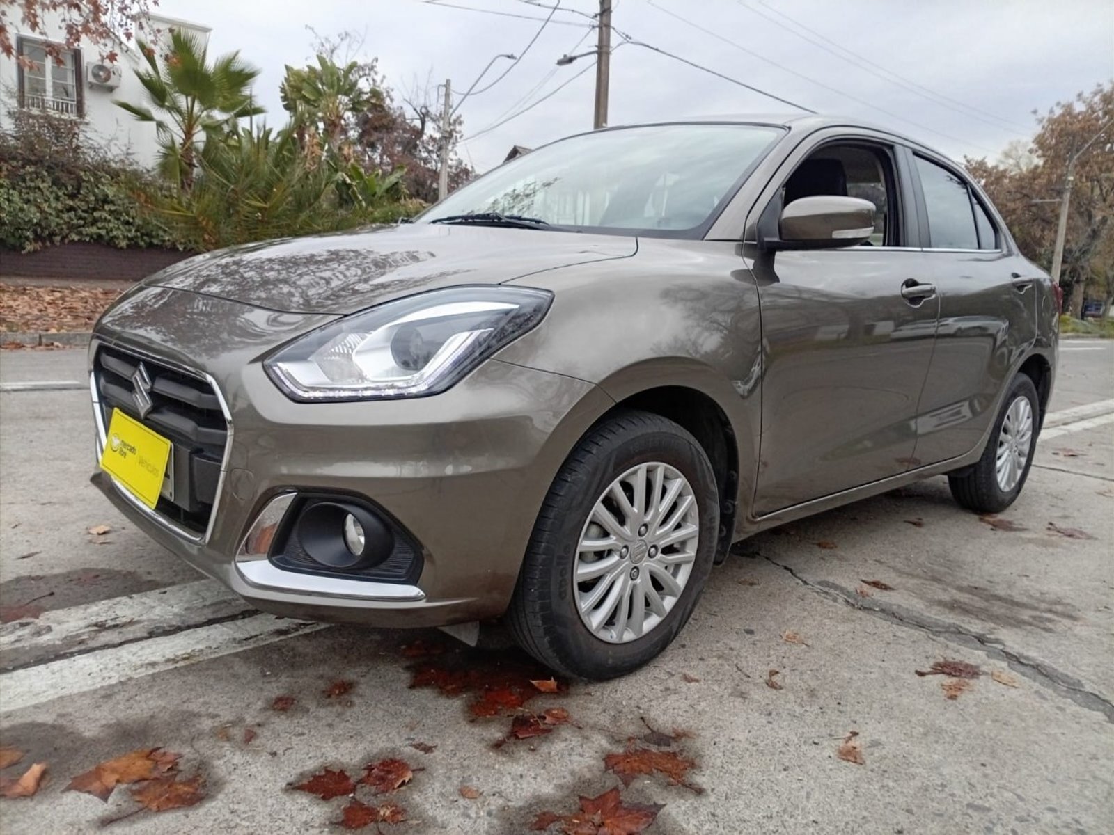 Suzuki DZIRE GLX 1.2 MT 2023 - Foto 2 de 10