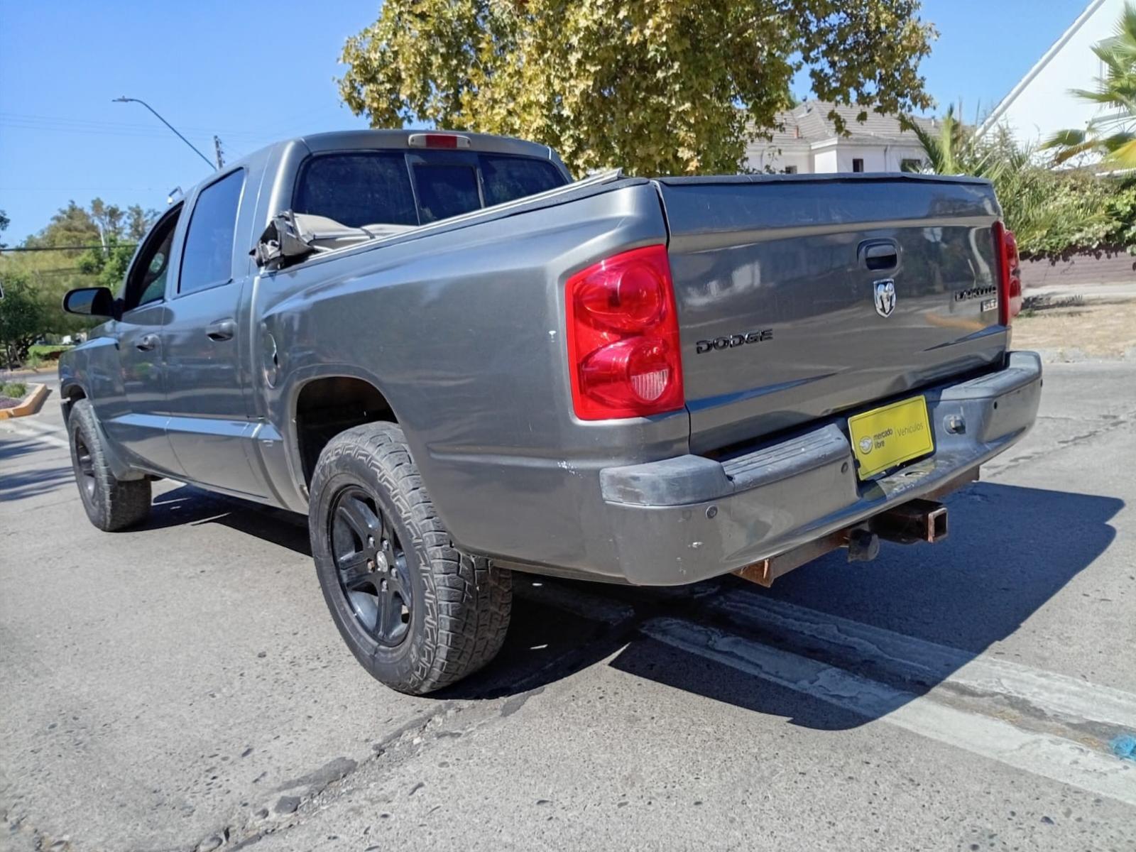DODGE DAKOTA SXT QUAD CAB 3.7 AUT 2012 - Imagen 7 de 9