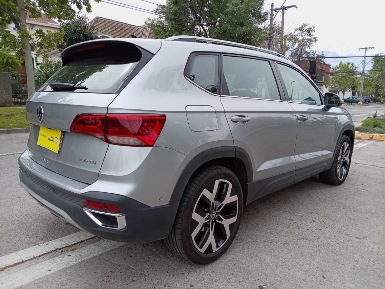 Volkswagen TAOS 1.4 TSI HIGHLINE 4X2 AT 5P. 2025 - Foto 4 de 10