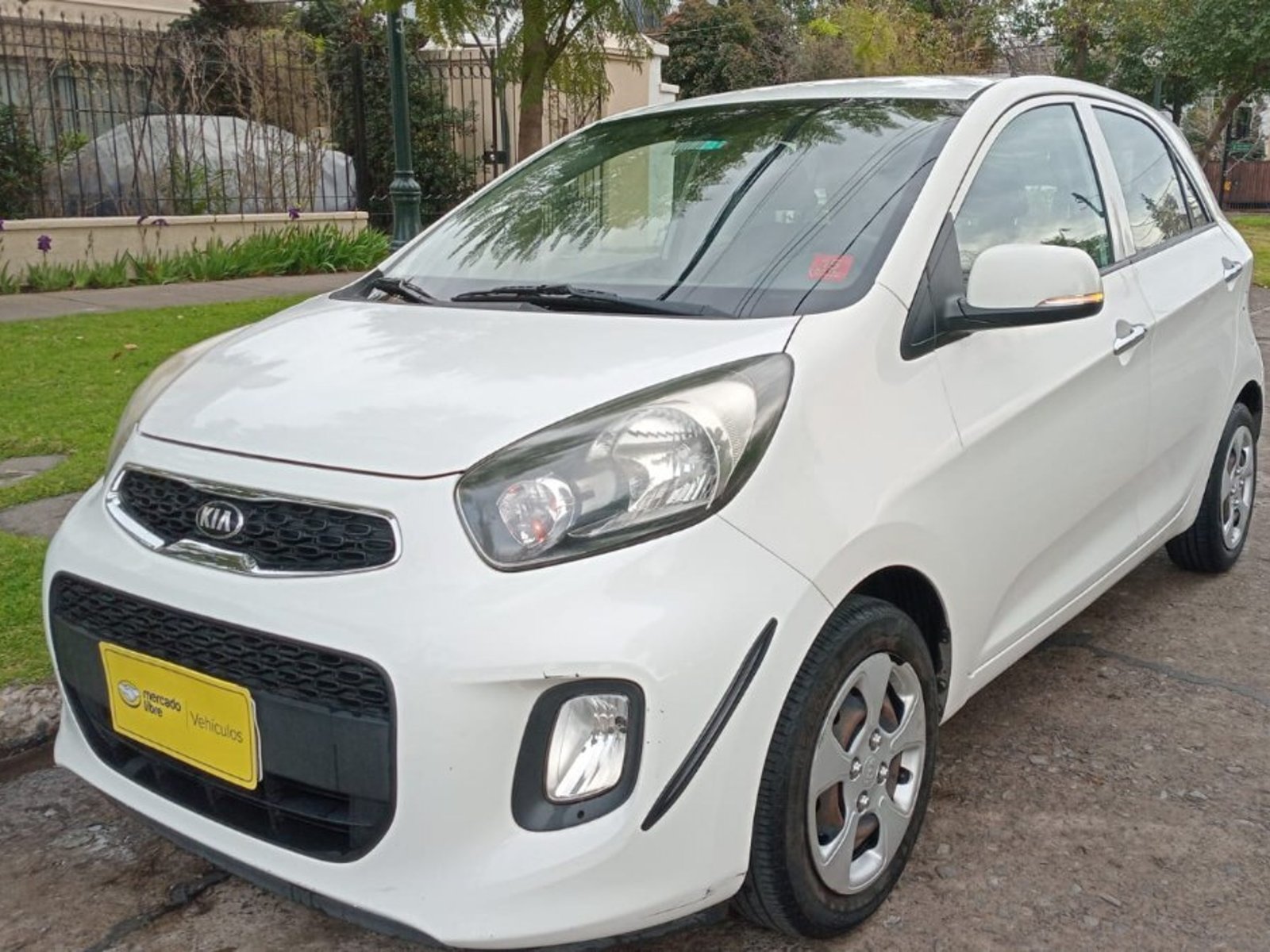 Kia MORNING EX 1.2 MT 2017 - Foto 2 de 10