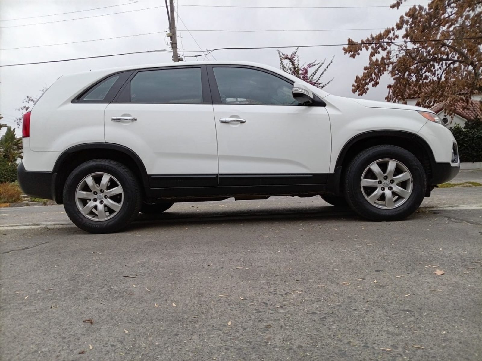 Kia SORENTO 2.4 AUT 2012 - Imagen 8 de 10
