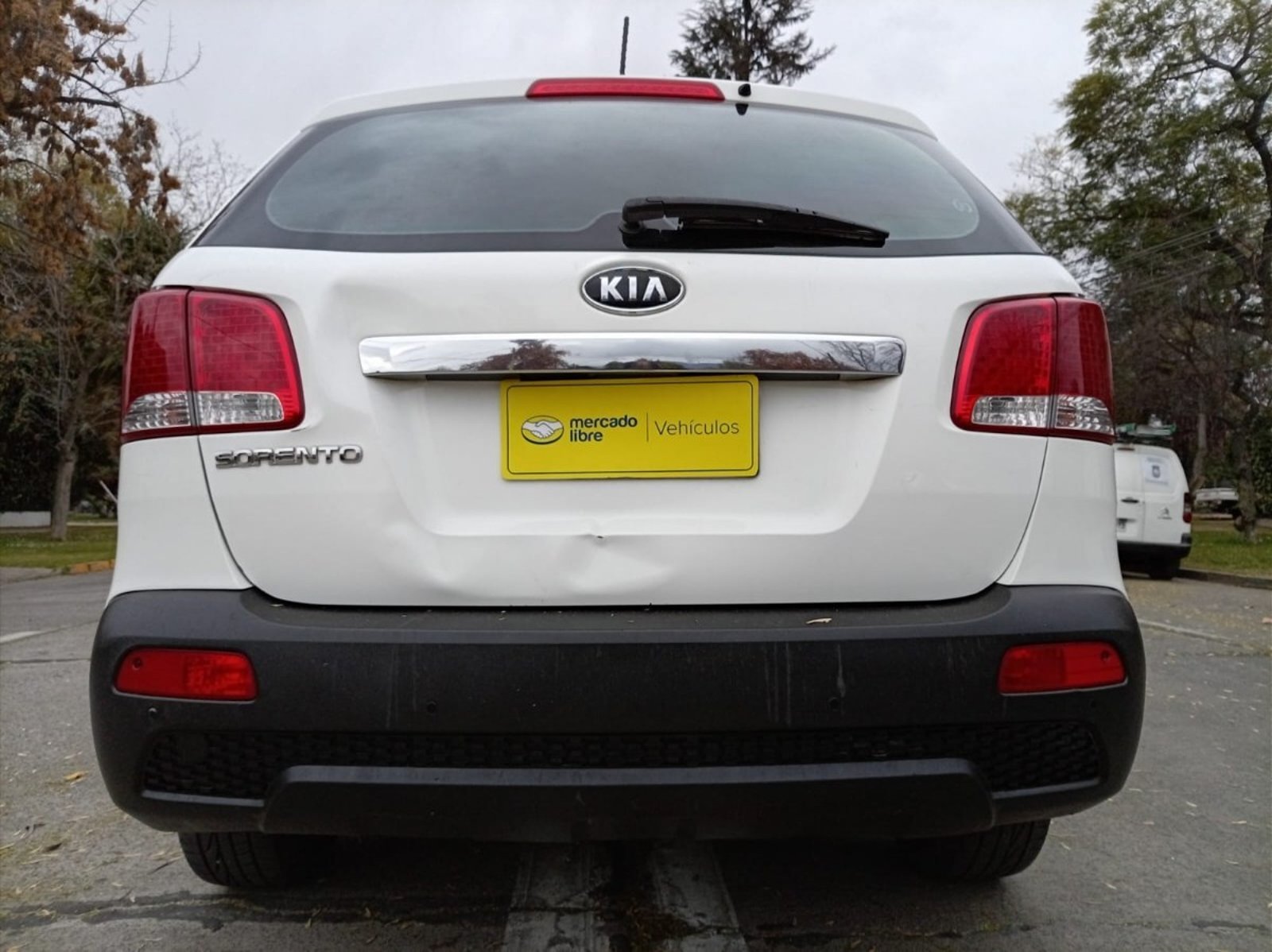 Kia SORENTO 2.4 AUT 2012 - Imagen 6 de 10