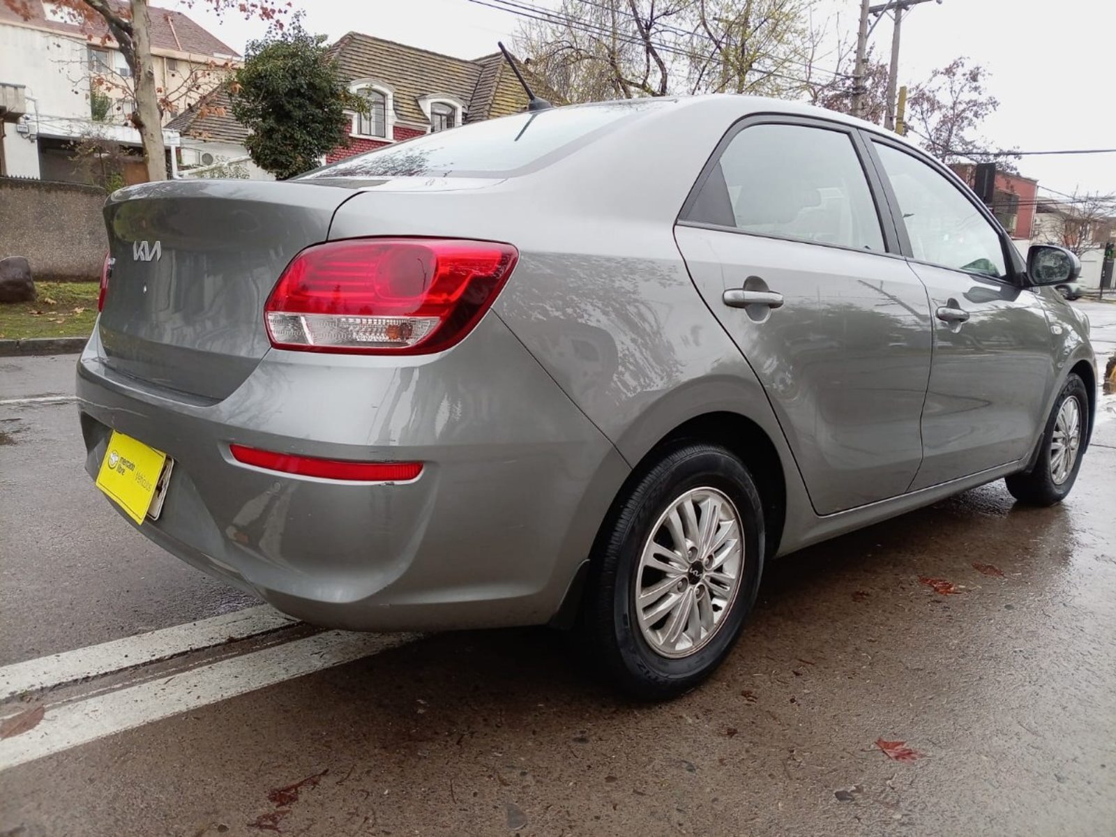 Kia SOLUTO MPI 1.4 MT 2024 - Foto 4 de 10