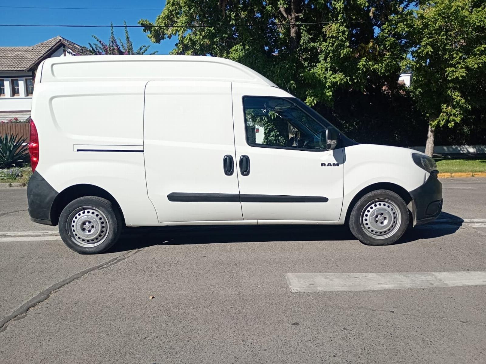 RAM VAN 1000 CARGO XL 1.6 2019 - Imagen 5 de 10