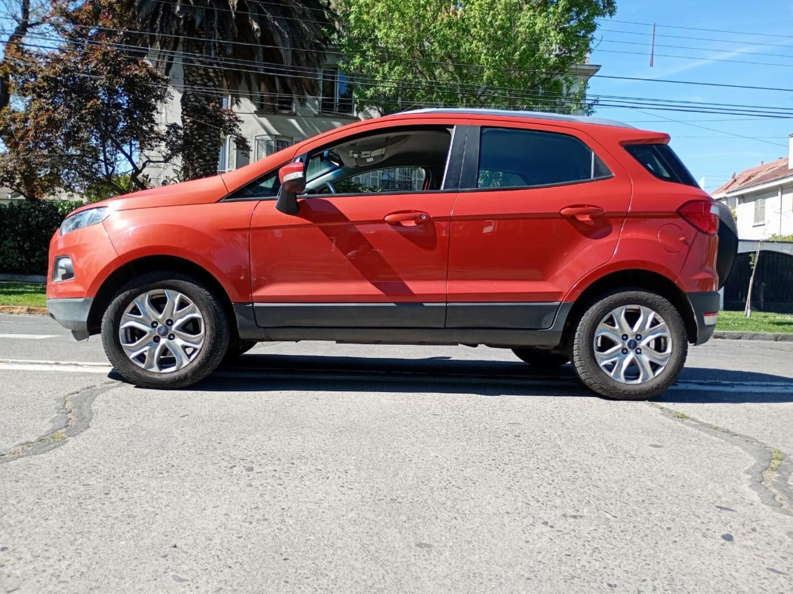 FORD ECOSPORT TITANIUM 1.6 MT 2015 - Imagen 7 de 10