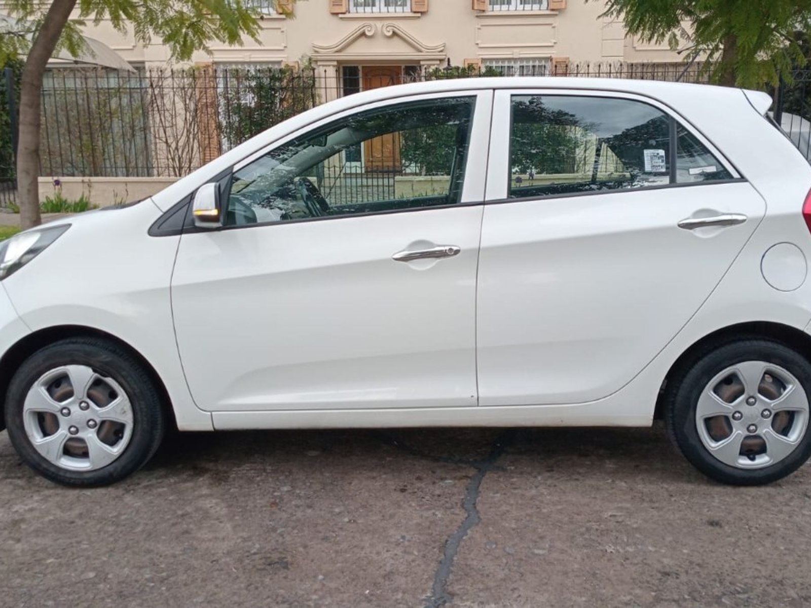 Kia MORNING EX 1.2 MT 2017 - Foto 5 de 10