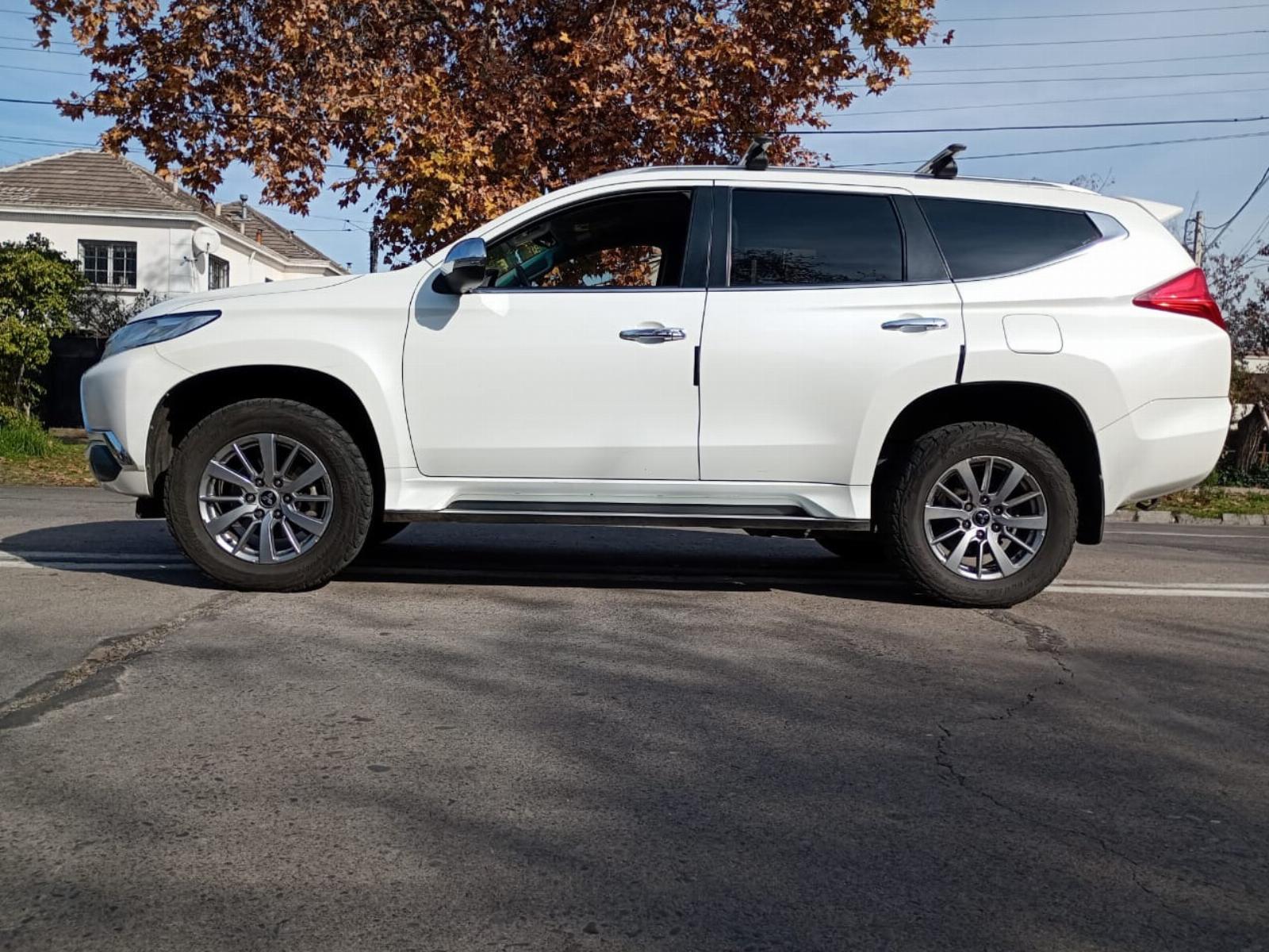 MITSUBISHI MONTERO SPORT 4WD 2.4 AT 2020 - Imagen 8 de 10