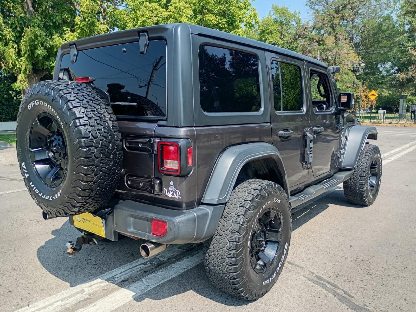 JEEP WRANGLER UNLIMITED SPORT 4X4 3.6 AUT 2019 - Imagen 3 de 10
