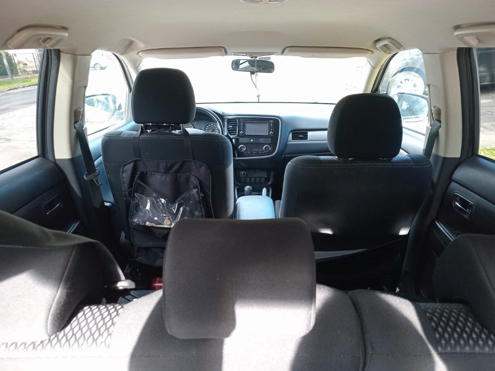 MITSUBISHI OUTLANDER 2.0 AT 2019 - Imagen 10 de 10