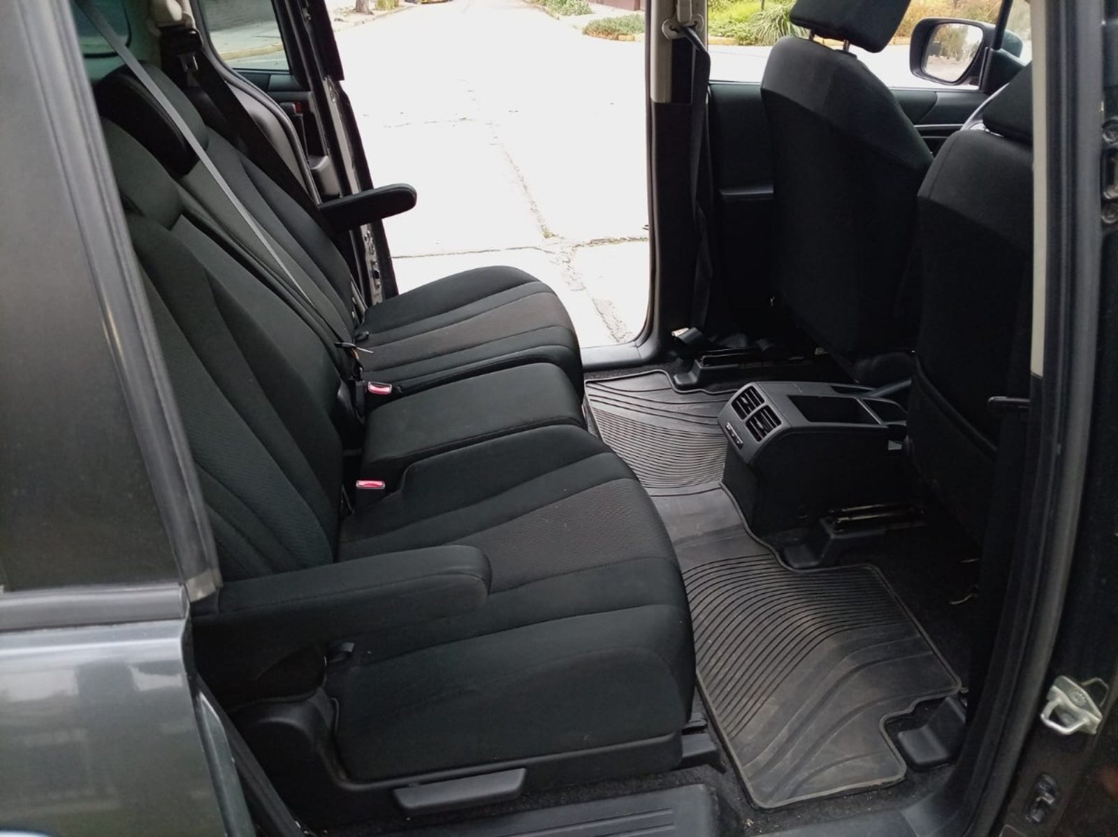 MAZDA 5 5 V 2.O AT 2016 - Imagen 9 de 10