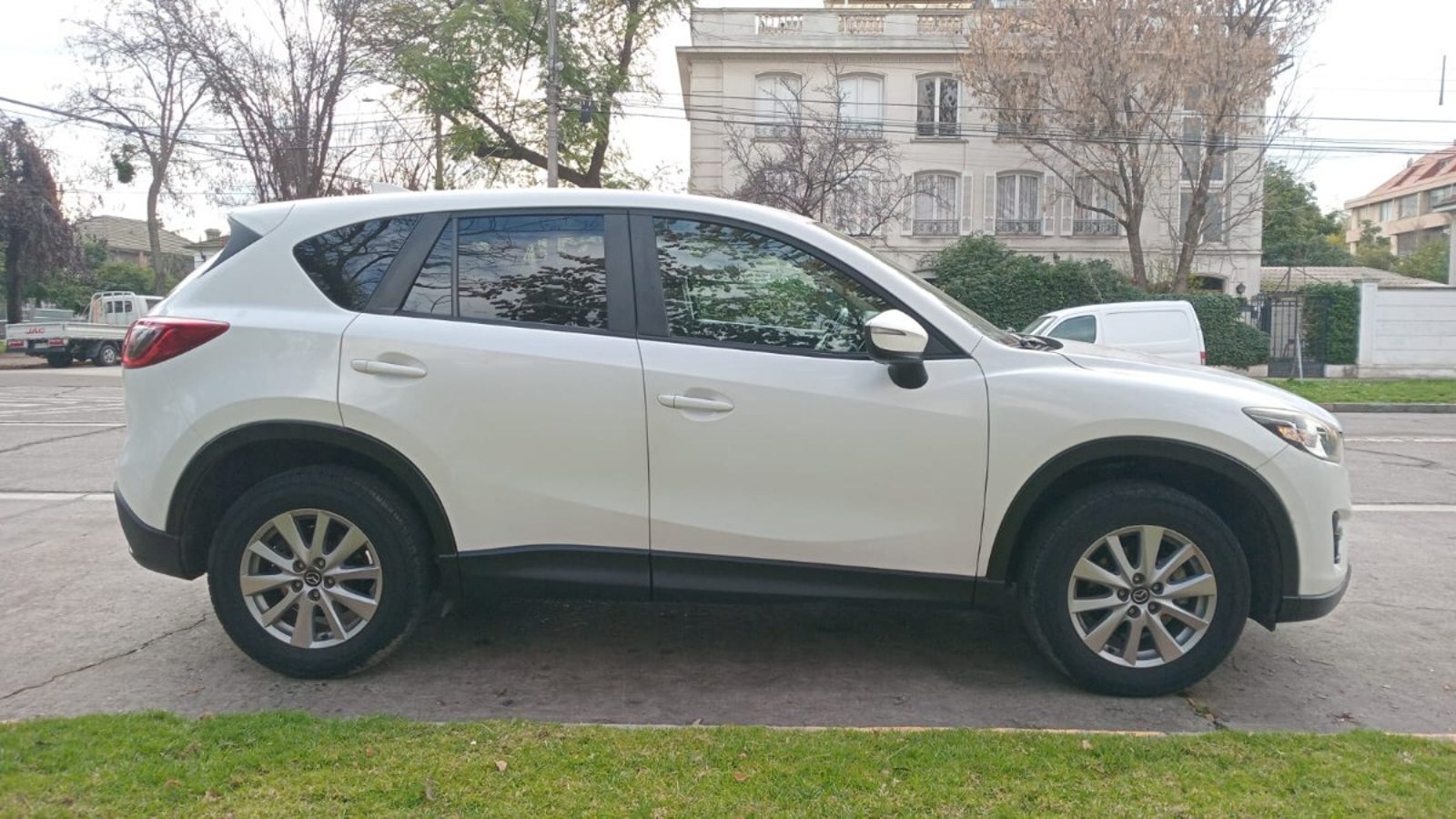 Mazda CX-5 R 2.0 AT 2015 - Imagen 4 de 10