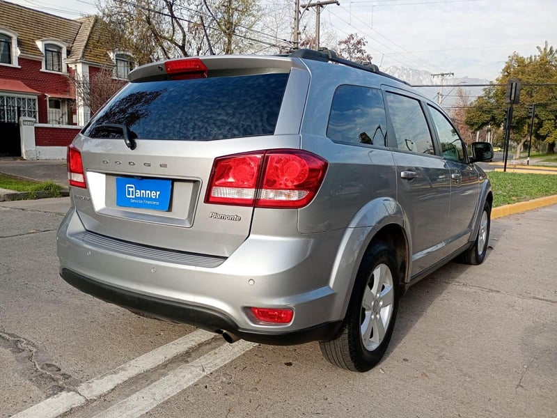 Dodge JOURNEY SE 2.4L AT 2018 - Imagen 5 de 9