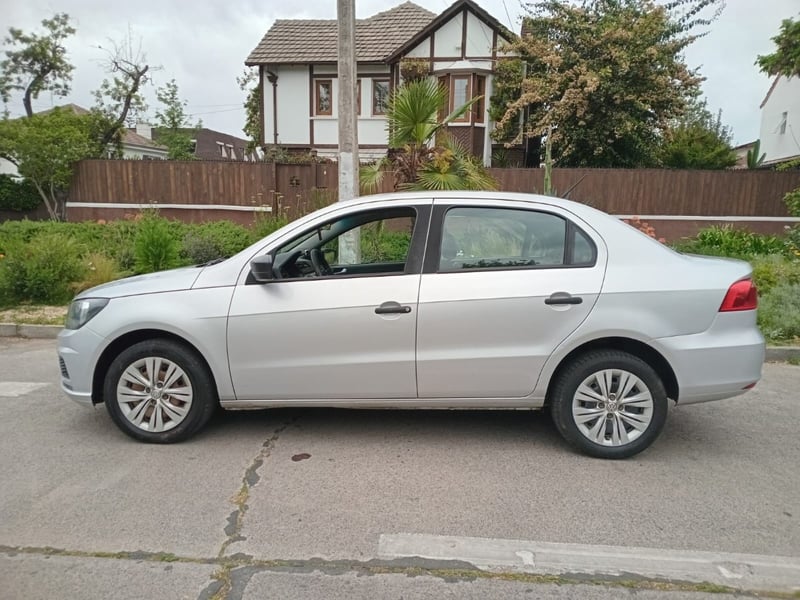 Volkswagen VOYAGE 1.6 POWER 4X2 2AB AC MT 4P. 2019 - Imagen 3 de 10