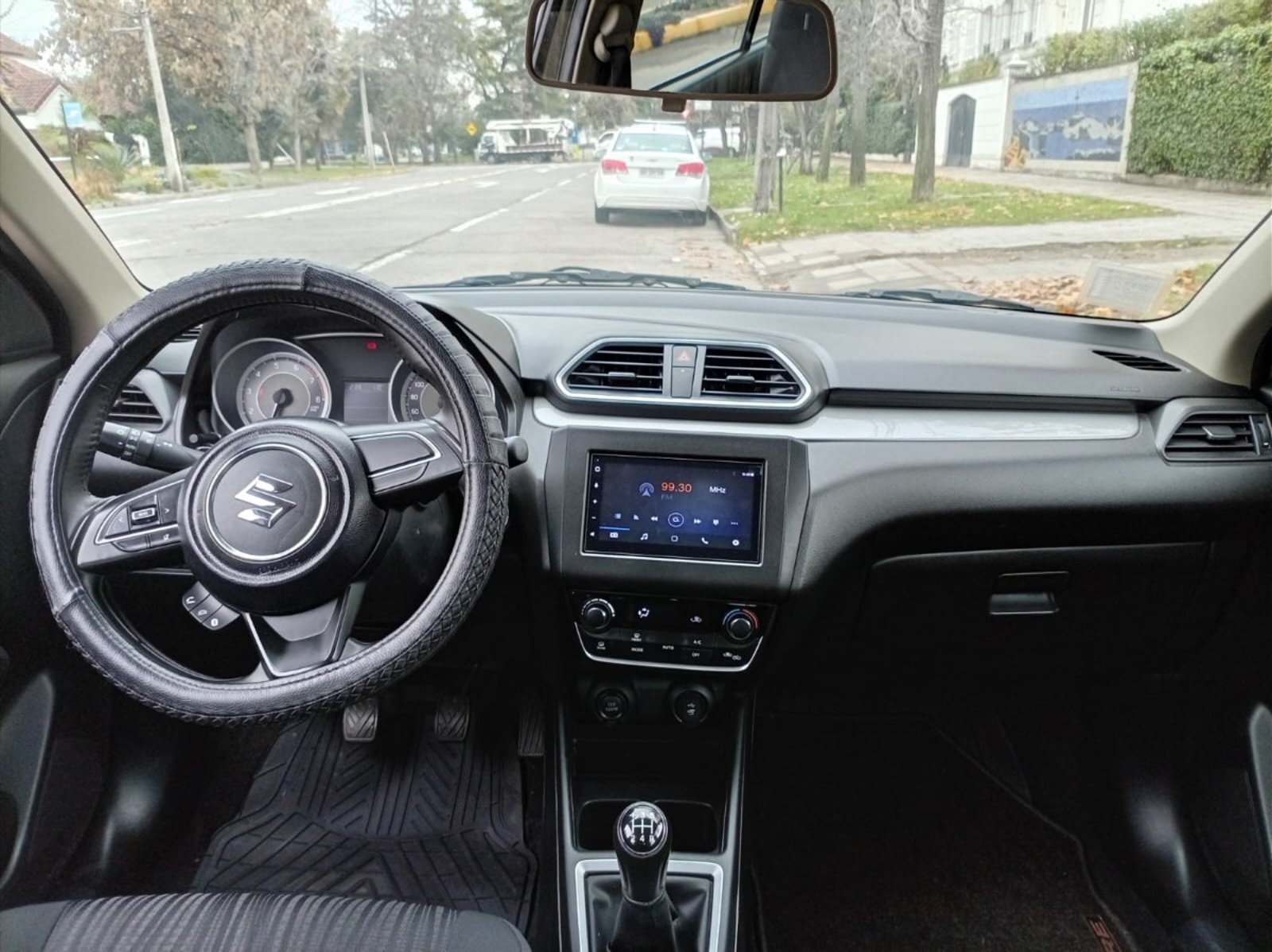 Suzuki DZIRE GLX 1.2 MT 2023 - Imagen 10 de 10