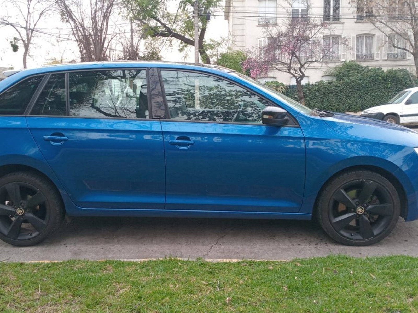 Skoda SPACEBACK TSI STYLE DSG 2017 - Foto 4 de 10