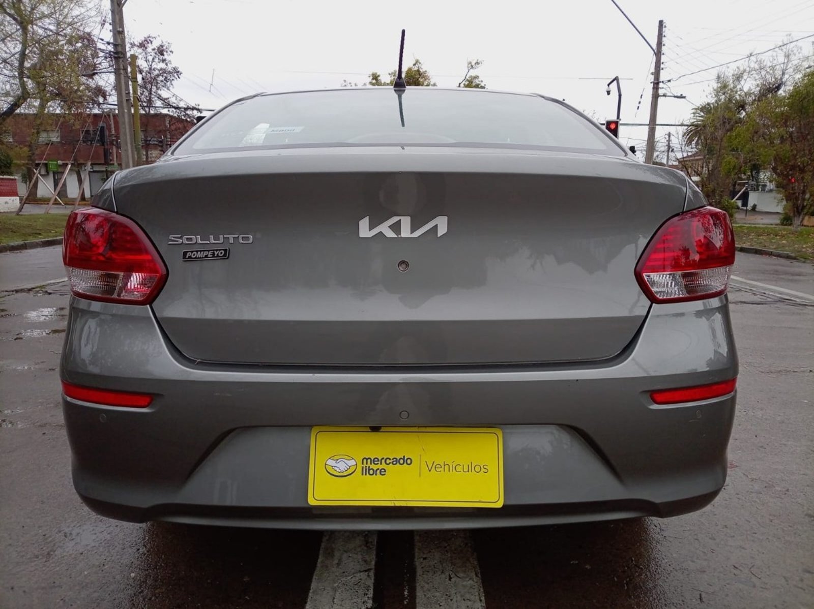 Kia SOLUTO MPI 1.4 MT 2024 - Imagen 8 de 10