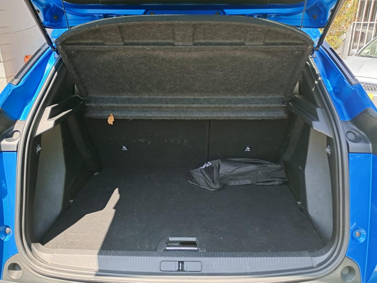 PEUGEOT 2008 PURETECH 130 1.2 2022 - Imagen 7 de 9