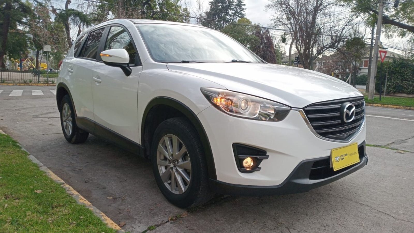 Mazda CX-5 R 2.0 AT 2015 - Imagen 3 de 10