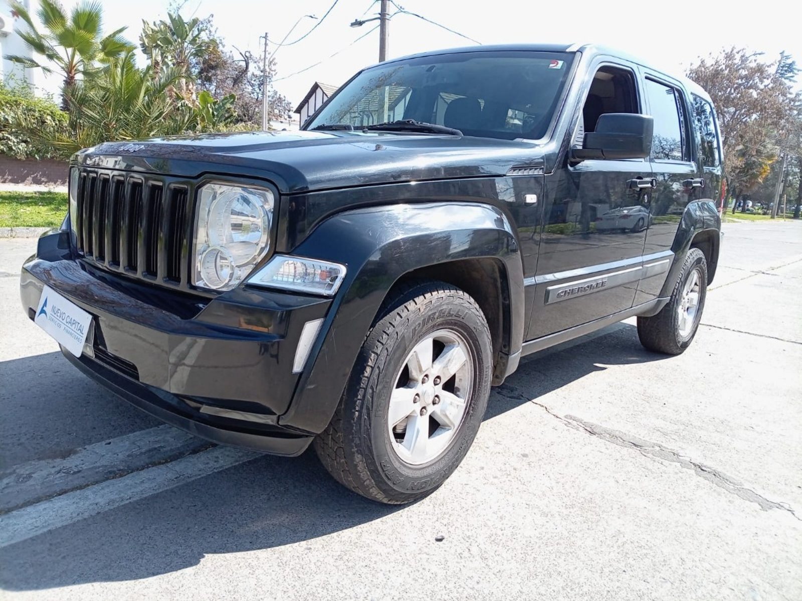 Jeep LIBERTY 3.7 AUT 4X4 2011 - Imagen 3 de 10