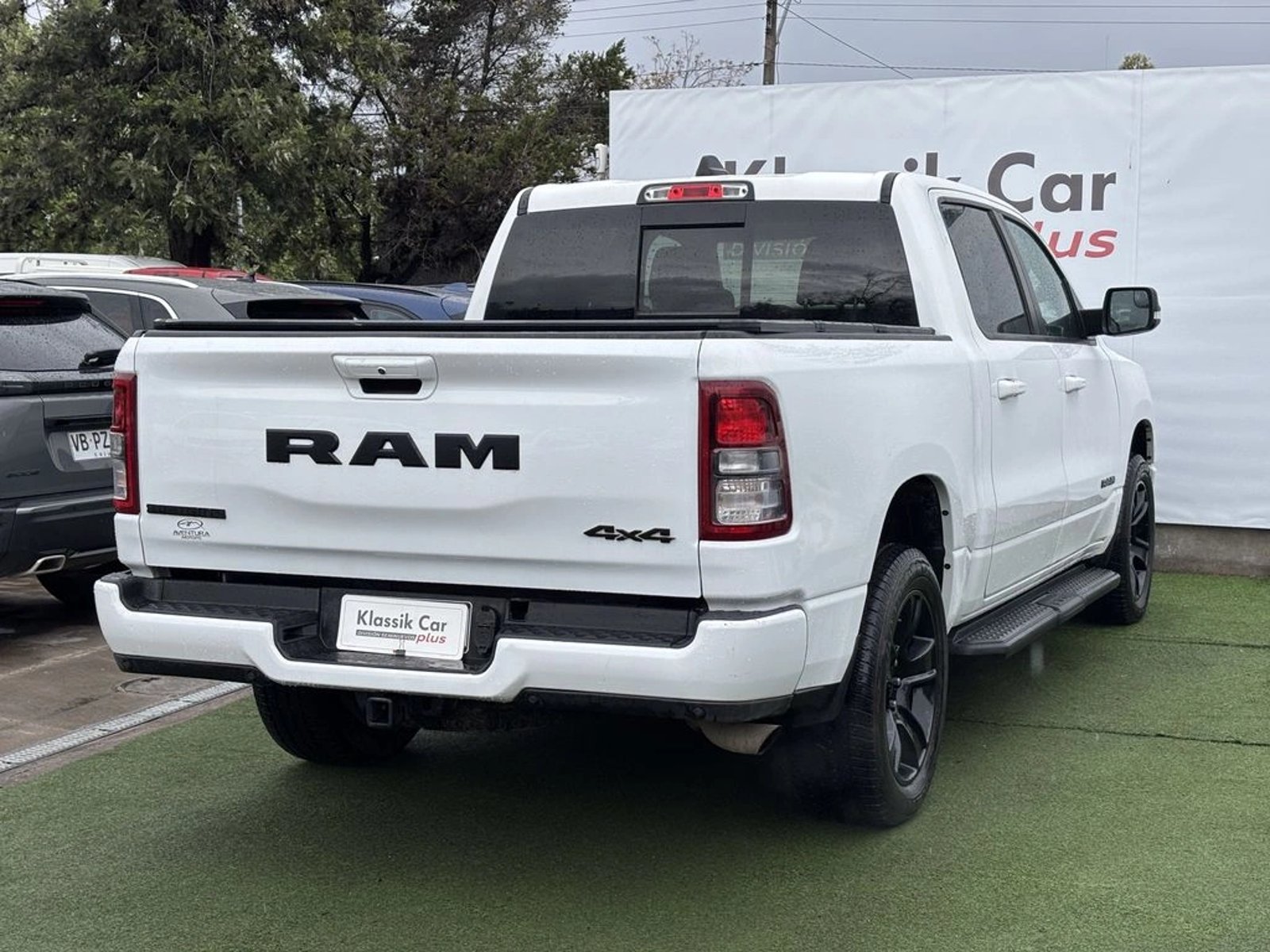 RAM 1500 3.6 BIG HORN 4X4 CREW CAB E-TORQUE AT 4P 2023 - Foto 3 de 20